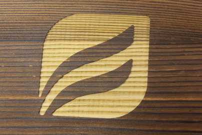 фото №1 Гравировка по дереву - примеры наших работ