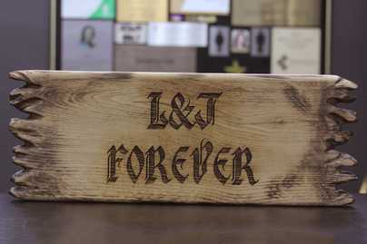 Гравировка по дереву - примеры наших работ