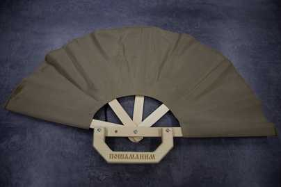 На веере фото №1 Гравировка по дереву - примеры наших работ