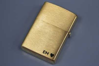 Гравировка на зажигалках - примеры наших работ