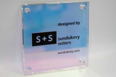 Таблички из оргстекла - примеры наших работ