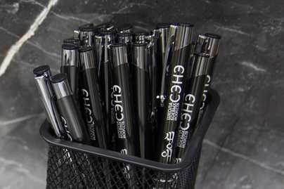 Гравировка партии ручек фото №2 На ручках - примеры наших работ