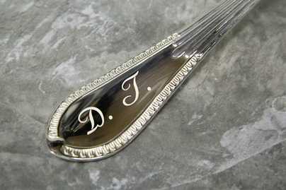 фото №1 Гравировка на драгоценных металлах - примеры наших работ